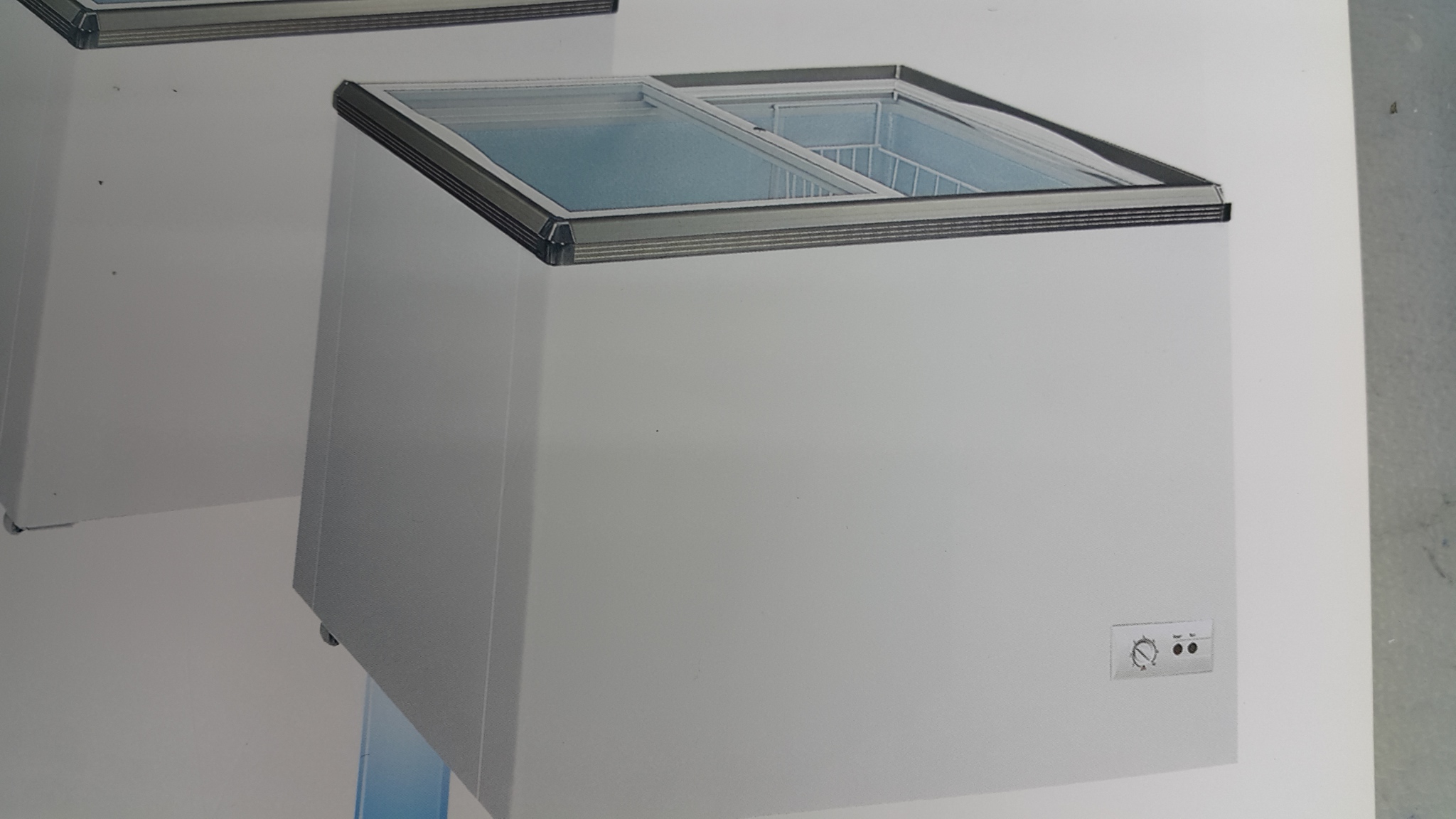 玻璃趫門雪糕櫃